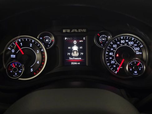 Used 2020 RAM 3500 Tradesman w/ Towing Technology Group image 31