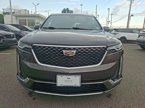 Used 2020 Cadillac XT6 Premium Luxury image 8