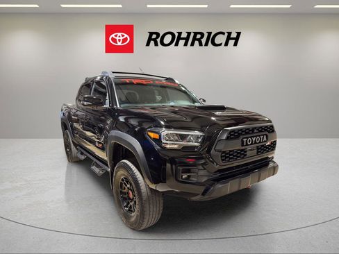 Used 2023 Toyota Tacoma TRD Pro AWD/4WD image 4