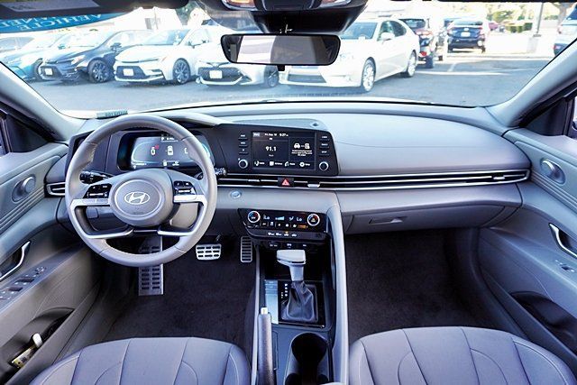 Certified 2026 Hyundai Elantra Sport FWD image 27