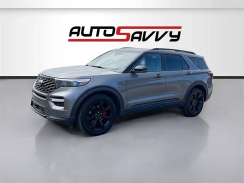 Used 2024 Ford Explorer ST w/ Equipment Group 401A image 3