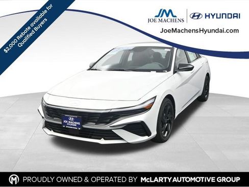 New 2026 Hyundai Elantra SEL Sport Premium FWD image 4