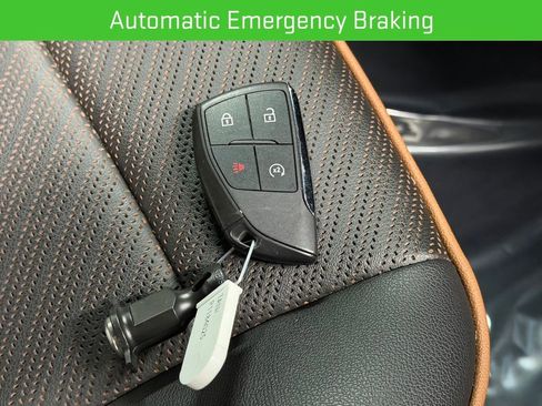 Certified 2023 GMC Canyon AT4 w/ AT4 Premium Package image 28