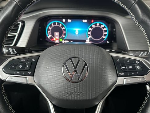 Used 2024 Volkswagen Atlas Cross Sport SE AWD/4WD image 28