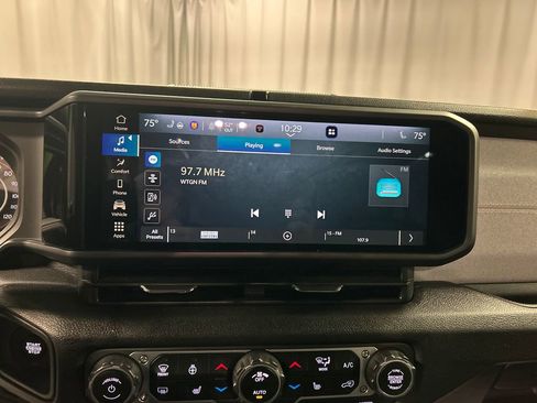 Used 2025 Jeep Wrangler Unlimited Sport AWD/4WD image 17