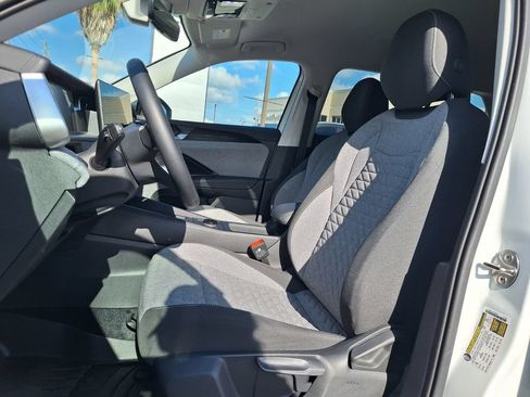 Used 2026 Volkswagen Tiguan S FWD image 14