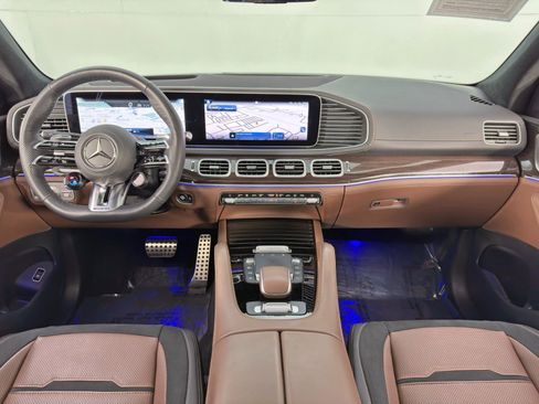 Used 2024 Mercedes-Benz GLS 63 AMG 4MATIC image 13