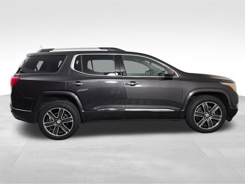 Used 2018 GMC Acadia Denali w/ Technology Package AWD/4WD image 8
