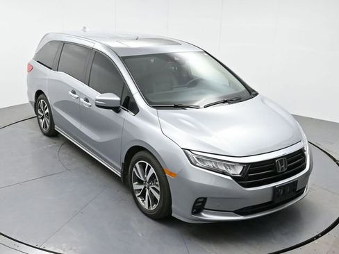 Used 2023 Honda Odyssey Touring image 17