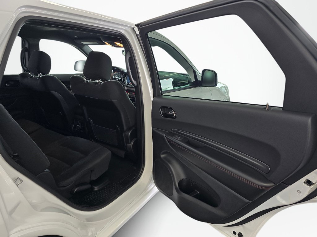 Used 2025 Dodge Durango GT AWD/4WD image 40