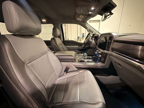 Used 2021 Ford F150 Lariat image 30