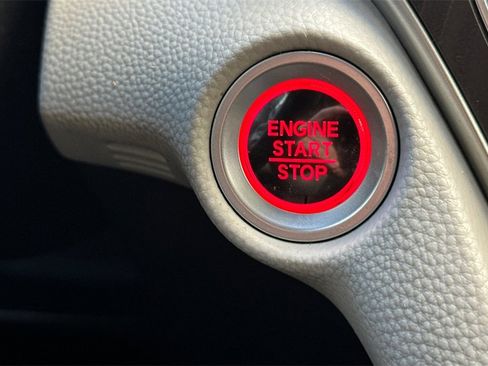 Used 2018 Honda Accord Touring image 26