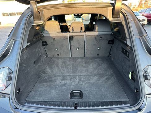 Used 2023 BMW iX xDrive50 w/ BMW I Signature Blue Package image 26