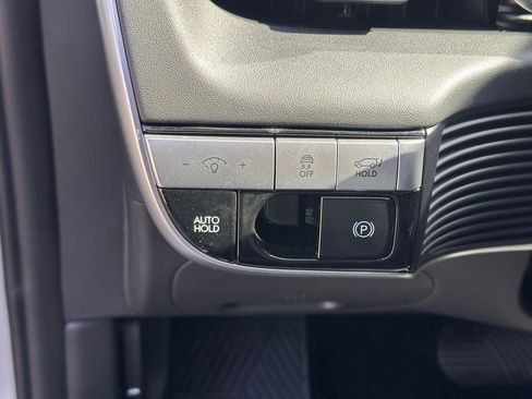 Used 2024 Hyundai Ioniq 5 Limited image 28