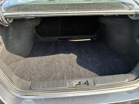Used 2025 Nissan Sentra SV FWD image 25