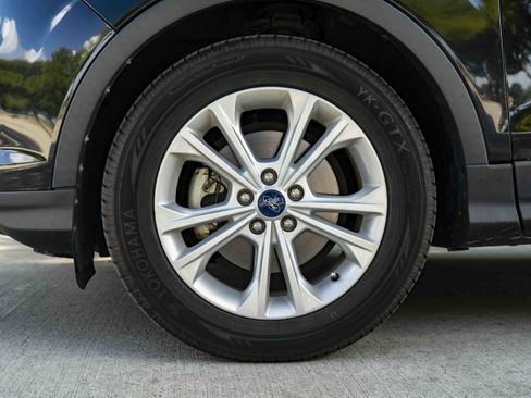 Used 2018 Ford Escape SEL FWD image 14