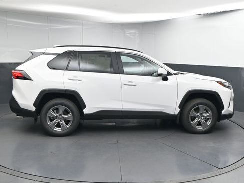 New 2025 Toyota RAV4 XLE image 9