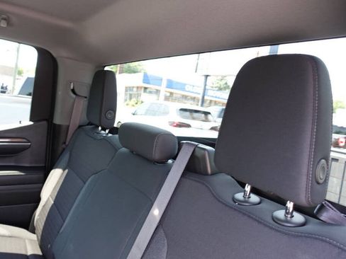 Used 2024 Chevrolet Silverado 1500 LT AWD/4WD image 25