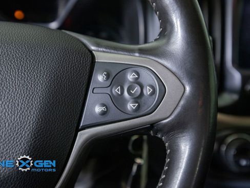 Used 2020 Chevrolet Colorado Z71 AWD/4WD image 15