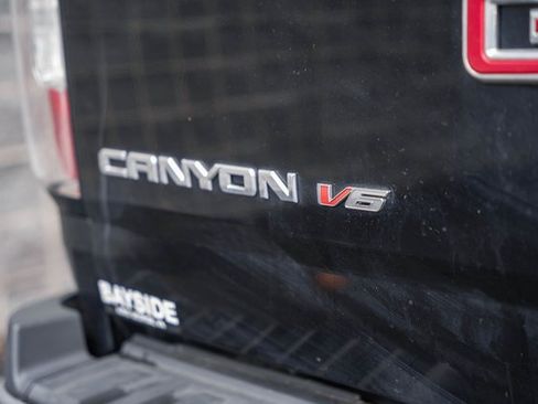 Used 2019 GMC Canyon SLT w/ Driver Alert Package image 9