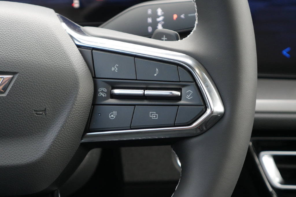 New 2027 Chevrolet Traverse LT AWD/4WD image 19