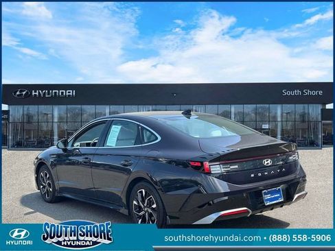 Certified 2024 Hyundai Sonata SEL FWD image 8