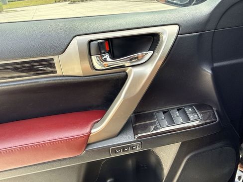 Used 2021 Lexus GX 460 Premium w/ Premium Package image 29