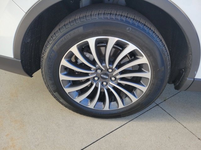 Certified 2023 Lincoln Aviator Reserve w/ Elements Package Plus AWD/4WD image 17