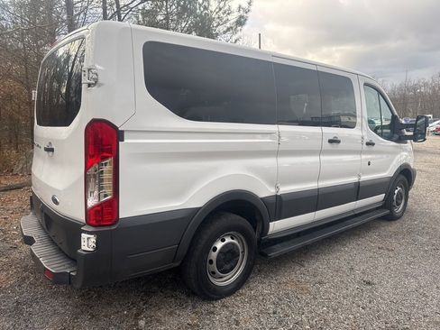 Used 2016 Ford Transit 150 XL image 10