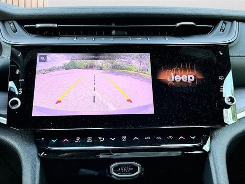 New 2026 Jeep Grand Cherokee Altitude AWD/4WD image 14