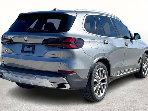 Used 2025 BMW X5 xDrive40i image 2