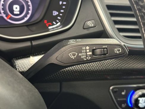 Used 2019 Audi SQ5 Premium Plus w/ Premium Plus Package AWD/4WD image 37