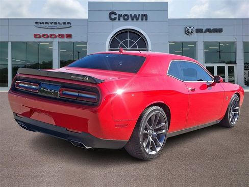 Used 2023 Dodge Challenger R/T Scat Pack image 6