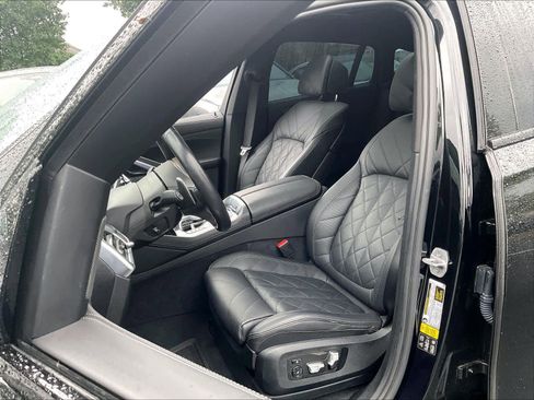 Used 2024 BMW X6 xDrive40i w/ Premium Package image 25