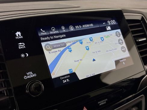 Used 2019 Honda Pilot Touring image 16