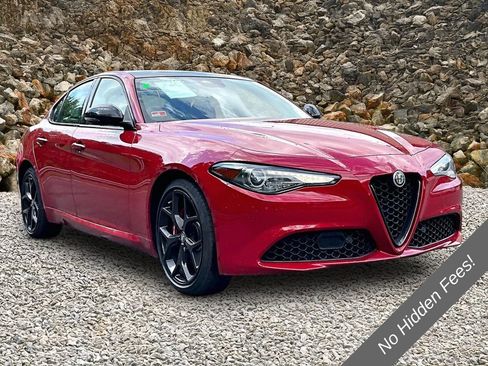Used 2020 Alfa Romeo Giulia Ti w/ Nero Edizione AWD/4WD image 9