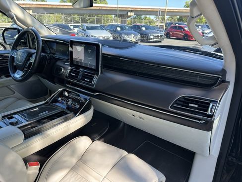 Used 2018 Lincoln Navigator L Black Label w/ Cargo Package AWD/4WD image 21