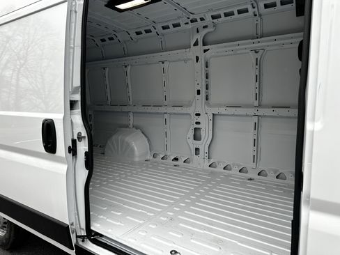 New 2026 RAM ProMaster 2500 image 12