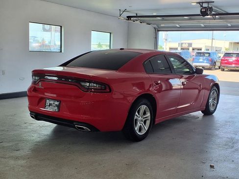 Used 2022 Dodge Charger SXT RWD image 19