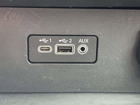 Used 2025 Nissan Altima 2.5 SV FWD image 28