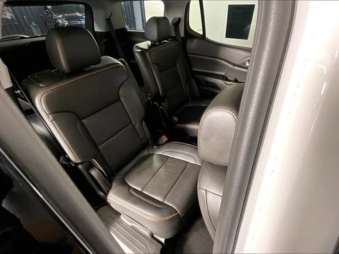 Used 2023 GMC Acadia AT4 w/ Technology Package image 37