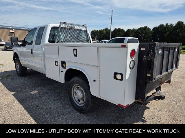 Used 2016 Ford F350 XL AWD/4WD image 4