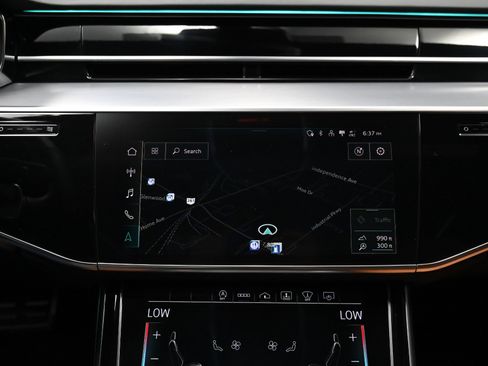 Used 2022 Audi S8 image 36