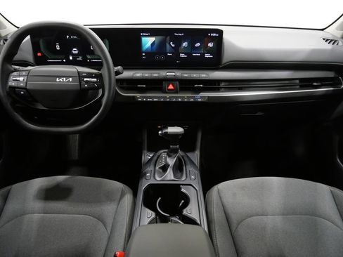 Used 2025 Kia K4 FWD image 10