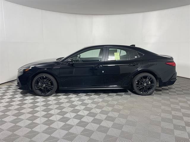 New 2026 Toyota Camry Hybrid AWD/4WD image 4