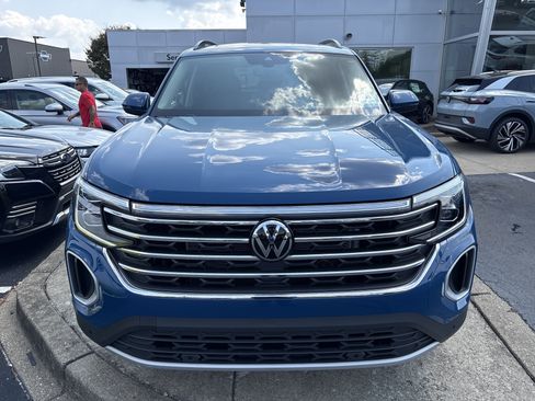 New 2026 Volkswagen Atlas SE image 3