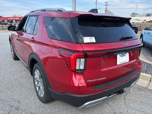 New 2026 Ford Explorer Platinum image 6