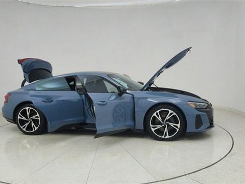 Used 2022 Audi e-tron GT Prestige w/ Prestige Package image 75