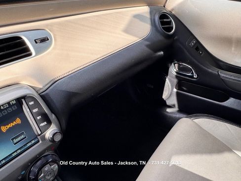 Used 2015 Chevrolet Camaro LT RWD image 22