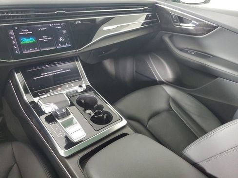 Used 2024 Audi Q7 3.0T Prestige image 18